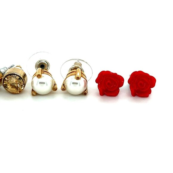 3 Pairs of Stud Earrings - Picture 3 of 7